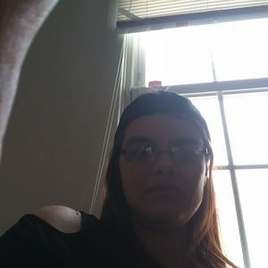 Meet your Posher, Debbi